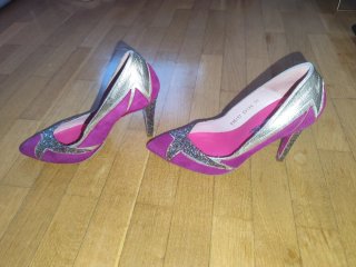 Zapatos de tacón Lolita Blu fucsia y plata