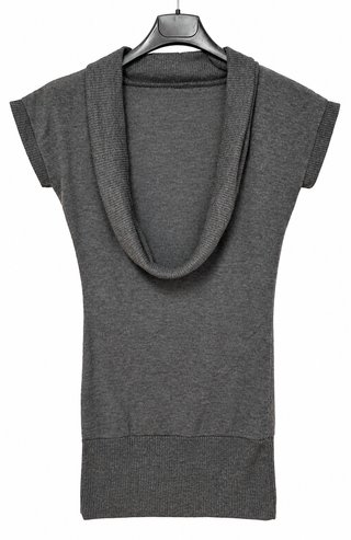 Maglione lungo grigio con scollo ad anello