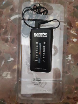 Radio Portátil Daewoo FM/AM