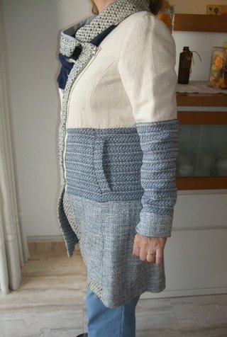 ABRIGO DESIGUAL MUJER CUELLO ALTO