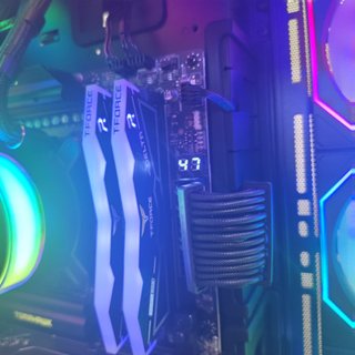 PepiPC R7 9850X3D 64GB 2TB RTX 5080 16GB Lian Li