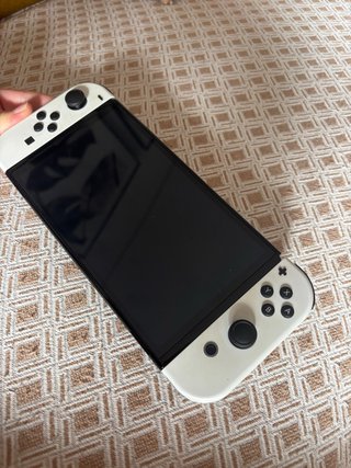 Nintendo Switch OLED Blanca + 3 Juegos