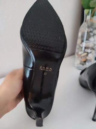 Zapatos de tacón Zara negros talla 37