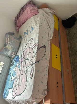 Cama nido con armario y mesita