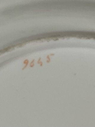 Vajilla Antigua de Porcelana Azul y Oro