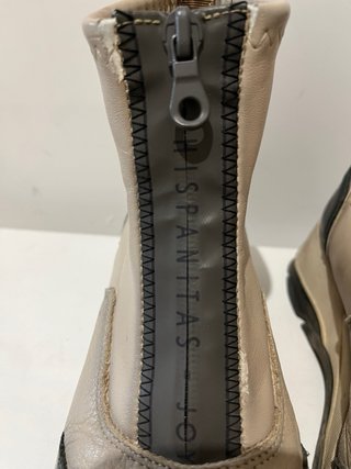 Botines Hispanitas Beige y Negro
