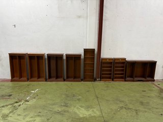 Pack 8 Estanterías de Madera Maciza