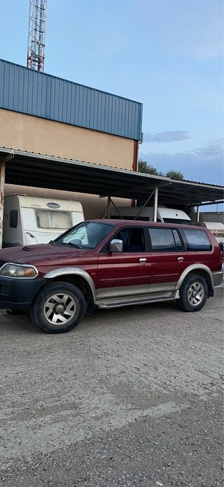 Mitsubishi Montero sport 2001