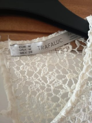 Blusa Trafaluc Branca com Renda