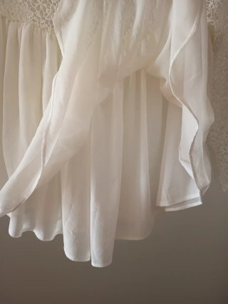 Blusa Trafaluc Branca com Renda