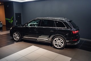 Audi Q7 2023