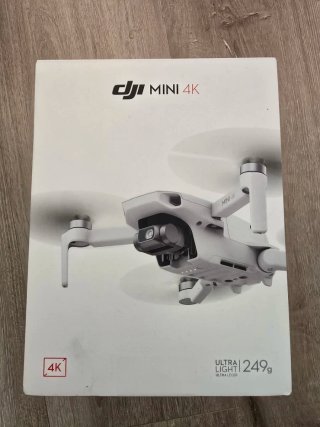 Dron DJI Mini 4K 249g