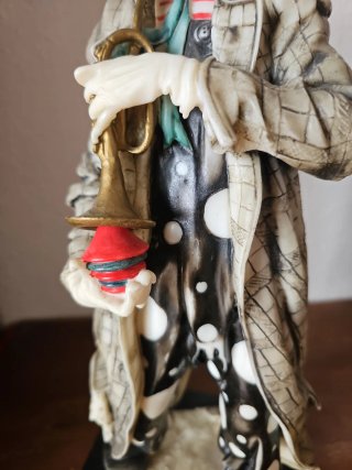 Figura payaso músico con trompeta vintage