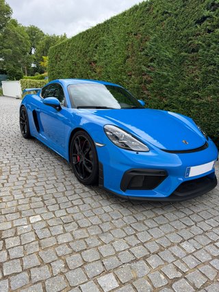 Porsche 718 Cayman 2022