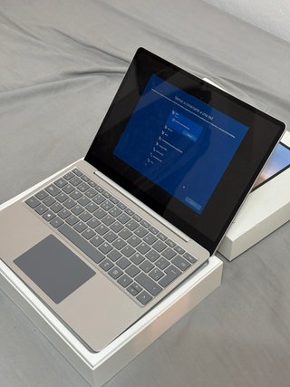 Portatil Microsoft Surface Laptop Go