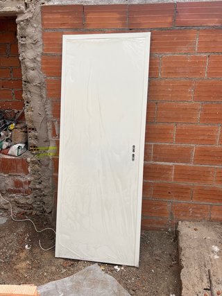 Puerta chapa trastero exterior