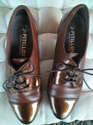 Zapatos Pitillos Marrones Talla 37