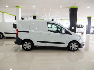 Ford Transit Courier Van 2021