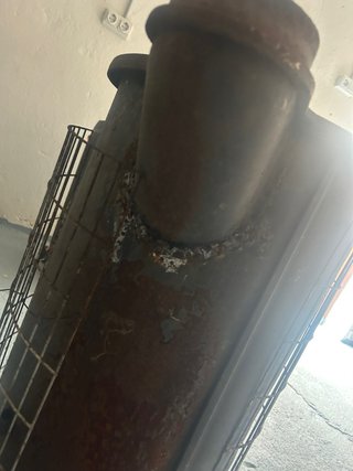 Estufa de leña antigua