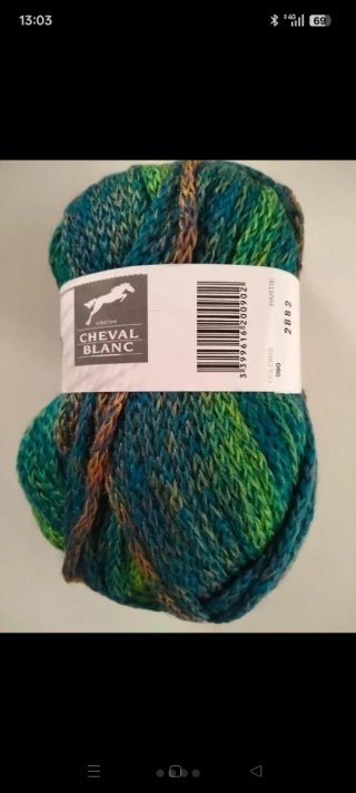 9 Ovillos Lana Cheval Blanc Mezzo