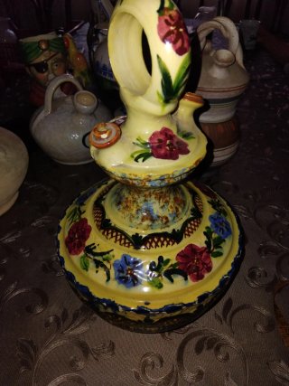 Botijo de cerámica vidriado y decorado