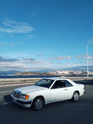 Mercedes-Benz 300CE 1989