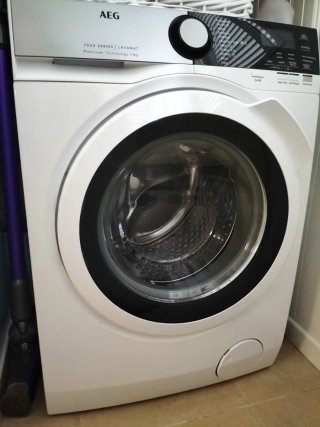Lavadora AEG Serie 7000 ProSteam 9kg