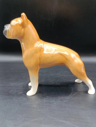 Figura Perro Boxer Porcelana Inglesa