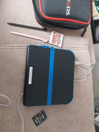 Nintendo 2DS Negra y Azul
