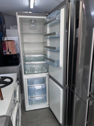 Nevera Combi AEG con garantía transporte
