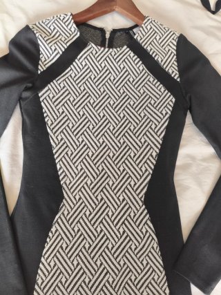 Vestido H&M Estampado Blanco y Negro