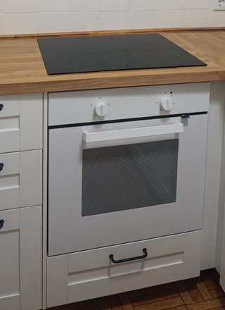 Placa Inducción 4 fuegos GRUNDAD (Ikea)