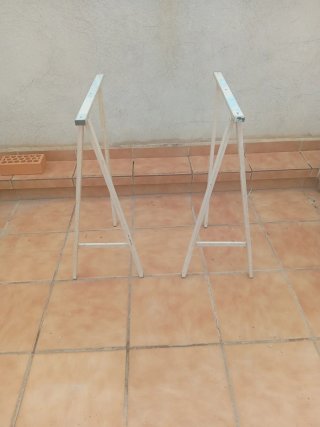 Set de 2 Caballetes de Hierro Blancos