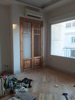 Puertas antiguas y carpintería a medida
