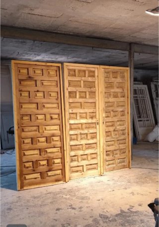 Puertas antiguas y carpintería a medida