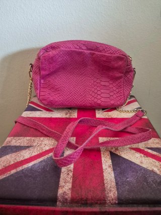 Borsetta pelle effetto rettile fucsia