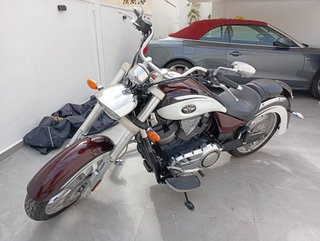 Victory 100 Cruiser Moto