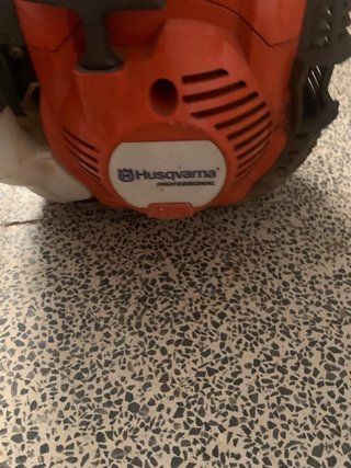 Podadora de altura Husqvarna