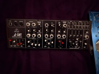 BEHRINGER CAT