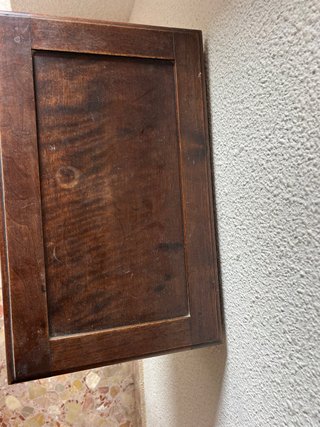 Costurero antiguo de madera