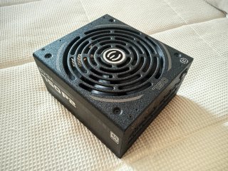 Fuente de  alimentación ATX EVGA SUPERNOVA 750W P2