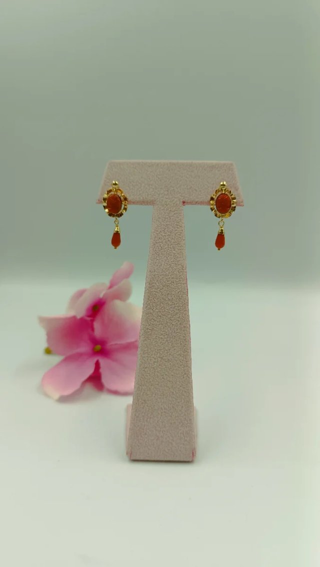 Pendientes de oro 18kt y coral