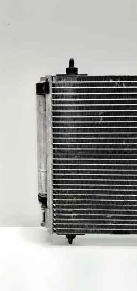 CONDENSADOR / RADIADOR AIRE ACONDICIONADO