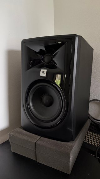 Pareja de Monitores JBL Serie 3 MKII c/M-Track Duo