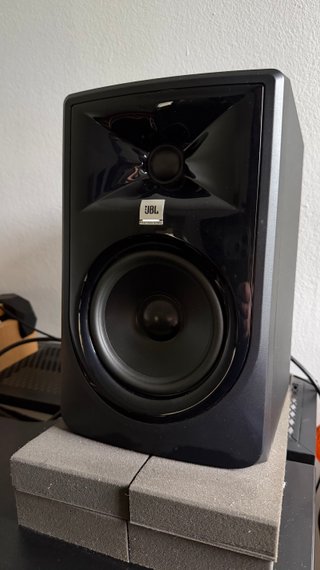 Pareja de Monitores JBL Serie 3 MKII c/M-Track Duo