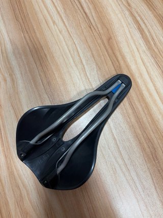 Sillín Selle Italia Novus Boost Superflow Titanio