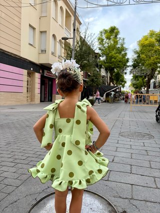 Vestido de flamenca para niña con lunares