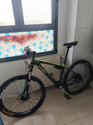 Bicicleta de Montaña Vitoria Carbono 27.5