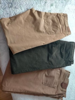 Lote 3 Pantalones Hombre Beige y Verde Oliva