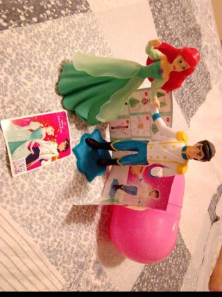 Personaggi Ariel e Principe Disney Kinder